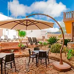 El Tejar & فندق فيلافلور