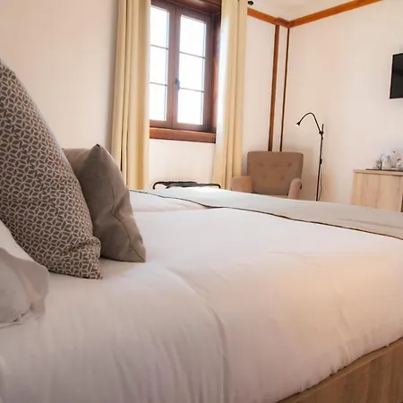 El Tejar & 2* ビラフロール