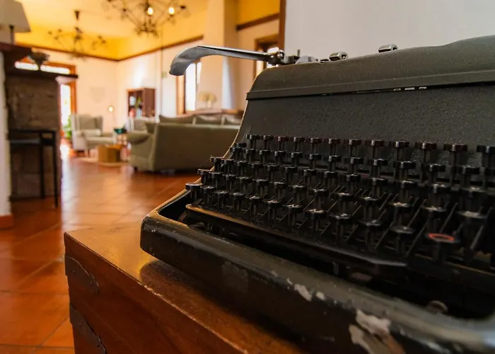 El Tejar & Hotell 2*